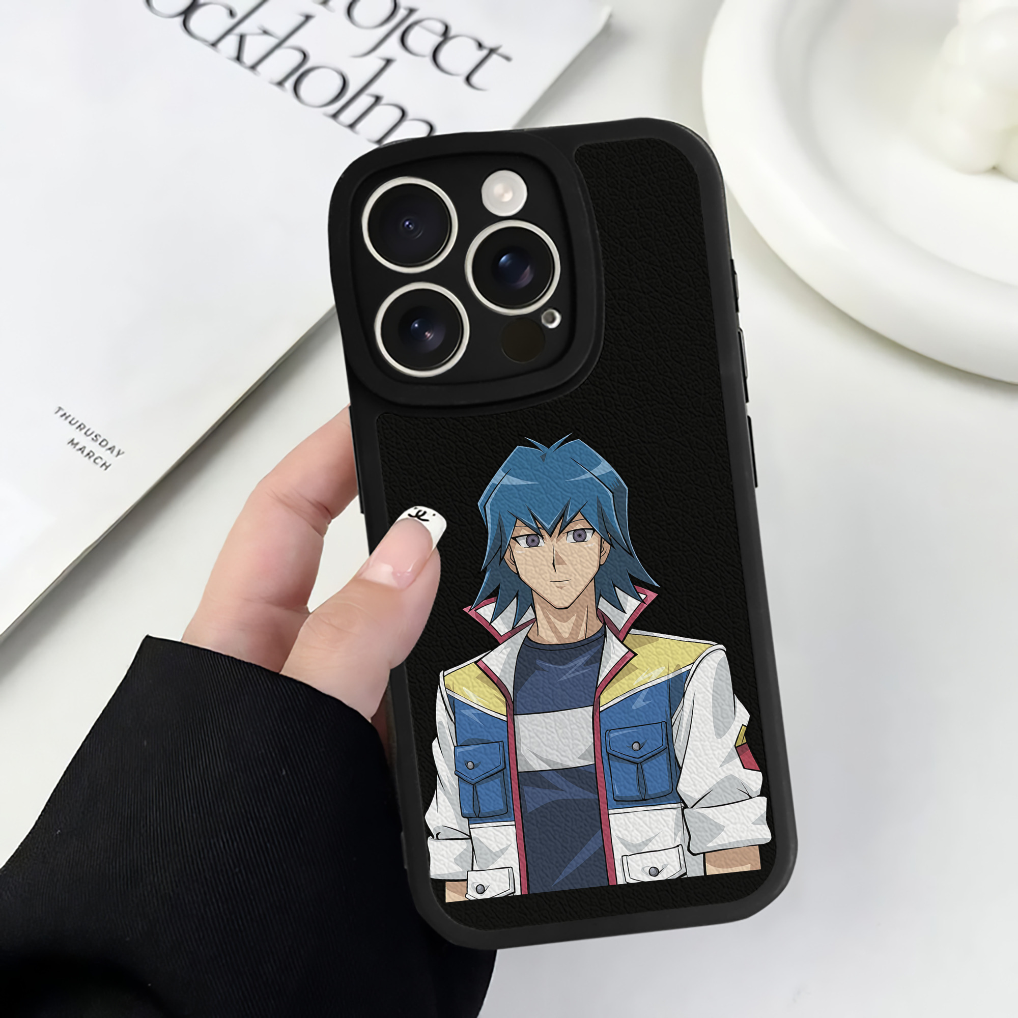 遊☆戯☆王 Yu-Gi-Oh! 【iPhone 16シリーズ対応】シリコンスマホケース（レザー調） 材質：シリコン